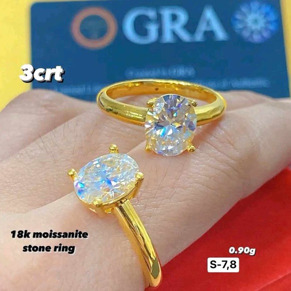 Oval Moissanite Ring in 18K Saudi Gold (Pawnable) - Picture 5 of 6